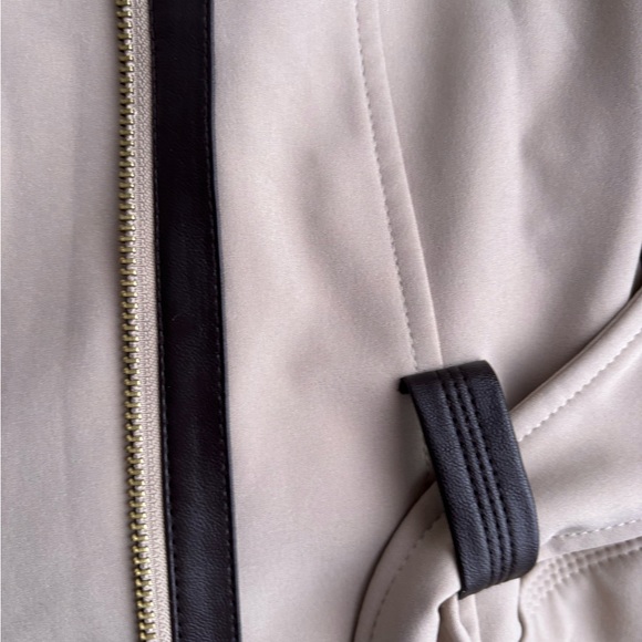 Trench Coat by Via Spiga-lined - Picture 5 of 7